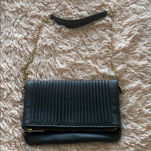 BCBGENERATION BLACK SHOULDER PURSE